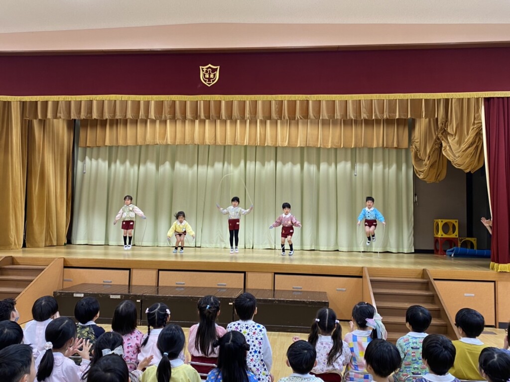 9.なわとび後ろ跳び