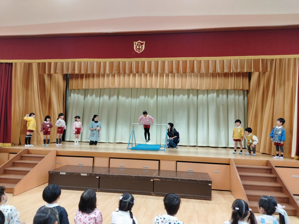 1 (2)