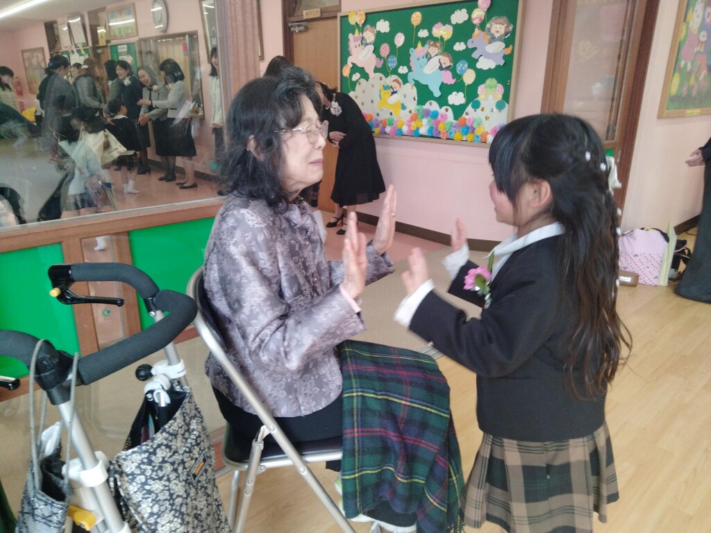 5 (2)